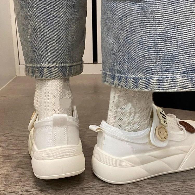 2025 new summer Mary Jane hollow canvas shoes women's breathable Velcro small student casual board shoes