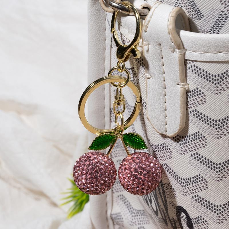 Portachiavi Ciliegia con Strass di Lusso Portachiavi Ciliegia Scintillante Creativo Raffinato Ciondolo per Borsa Fascino Personalizzato per Borsa Regali di Compleanno