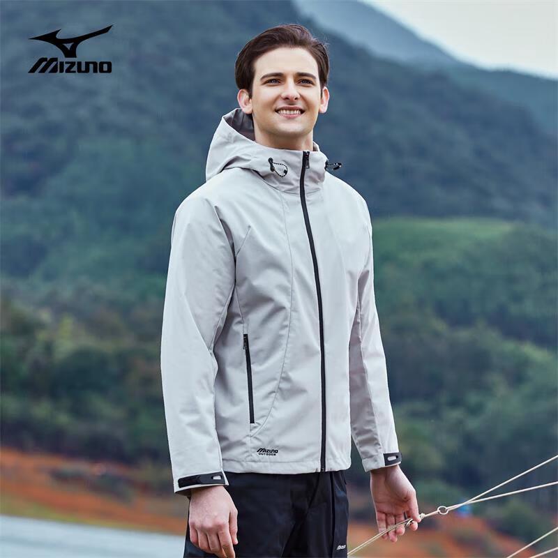 

Mizuno Men s Windproof Outdoor Jacket M