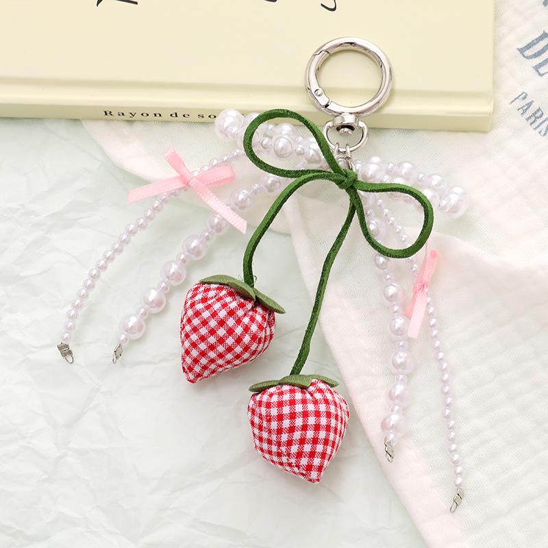 

Y2K Милый Тканевый Клетчатый Брелок с Клубничным Бантиком Ин Тренд Брелок Корейская Эстетика Девичий Брелок Подвеска для Сумки Подарки для Девочек