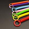 Buntes spiralförmiges Handy-Lanyard Kunststoff Anti-Verlust Kartenhalter-Riemen Einziehbare Schlüsselkette Tragbar