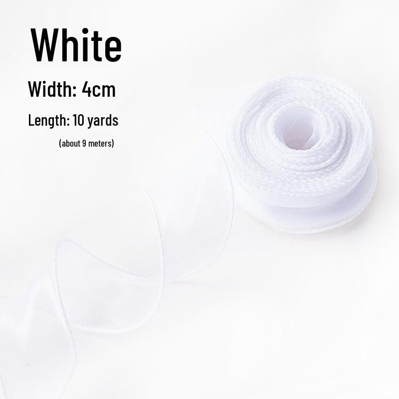 Minimalistischer Tulpen-Kuchenaufsatz mit frischen Blumen und Band für den Muttertag oder Geburtstag