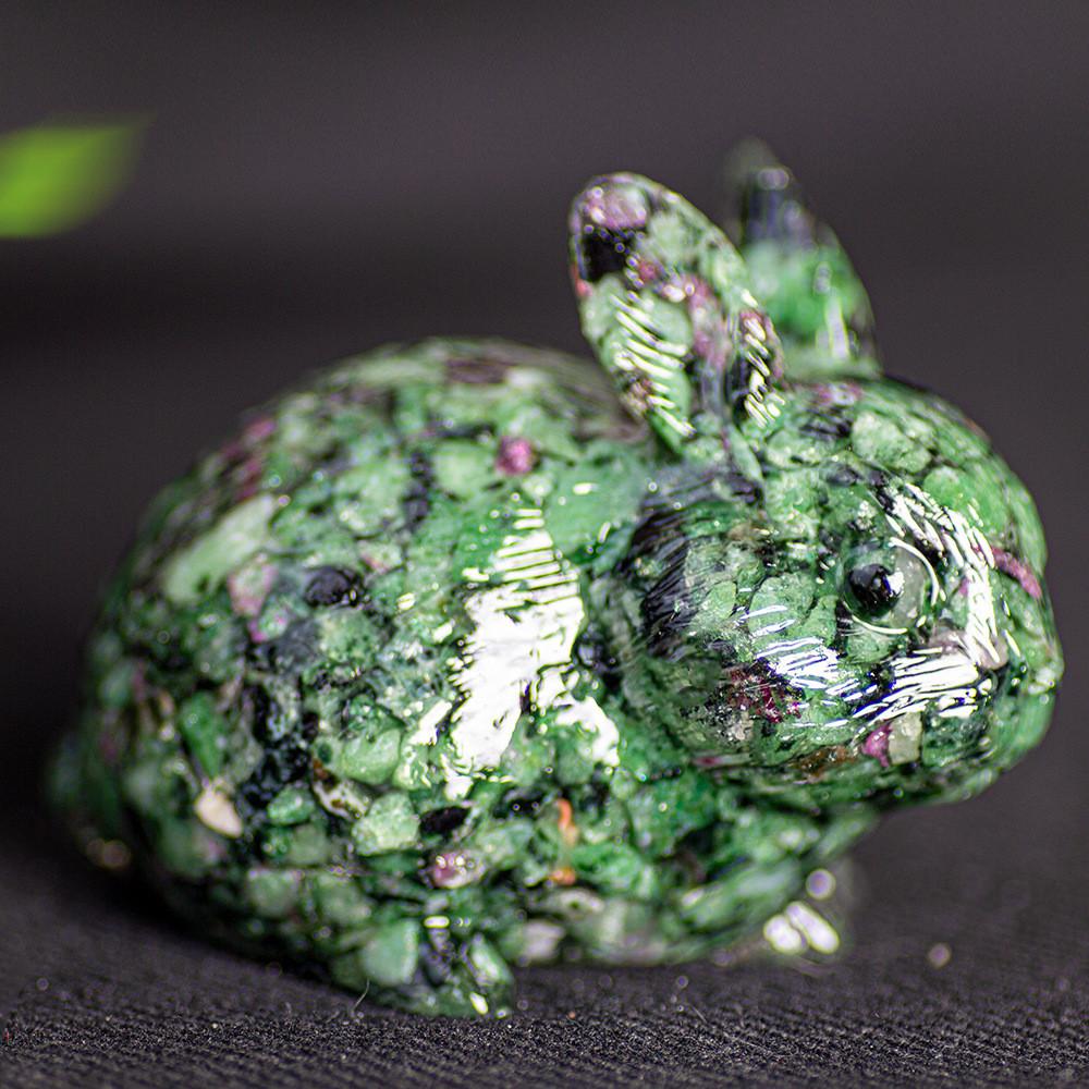 Natural Crystal Resin Bunny Figurine For Home Decor And Gift Giving