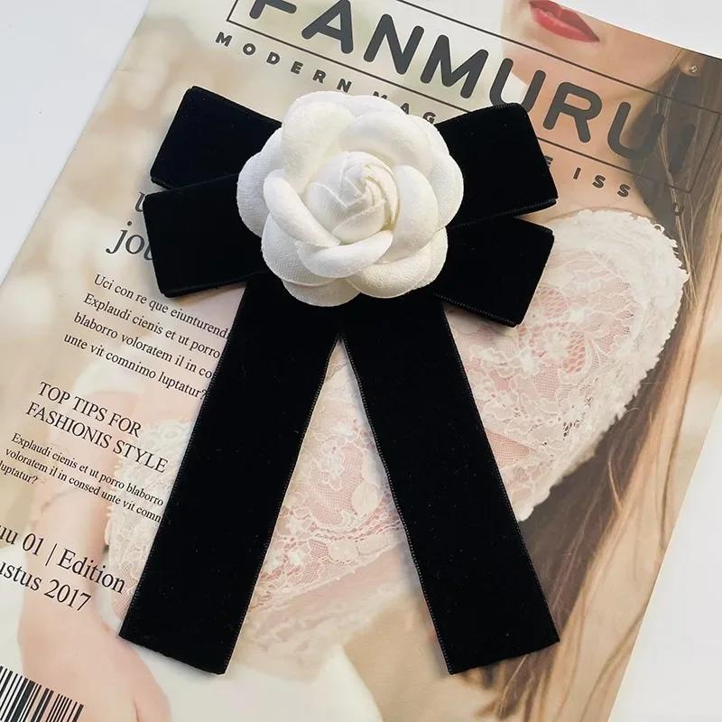 Vintage Camellia Bow Tie Brooch for Women College Fabric Flower Shirt Collar Pin for Wedding Party Preppy Aesthetic Clothing