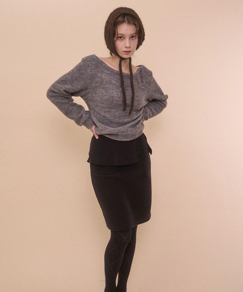 BELLIALEU Fuzzy Boat Neck Knit-Gray