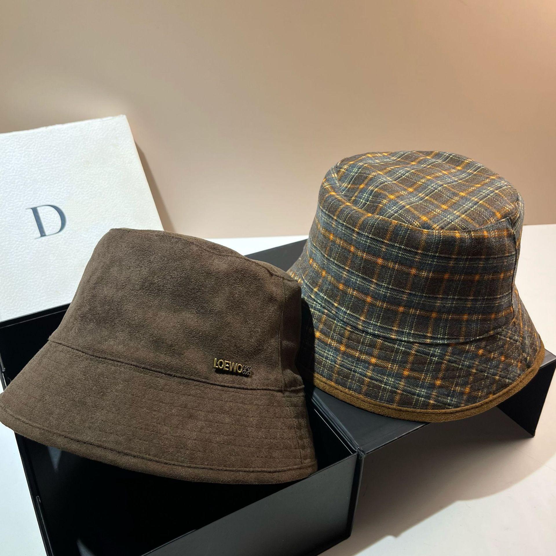 

Double-Sided Polished Cotton Plaid Bucket Hat Simple Plain Versatile Outdoor Suede Sunshade Basin Hat M（56-58cm） темно-коричневого кольору