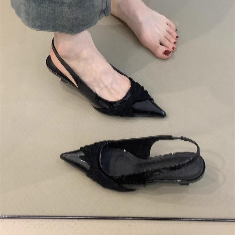 French temperament high heels spring and summer 2025 temperament socialite gentle pleated fairy pointed head shallow mouth empty sandals