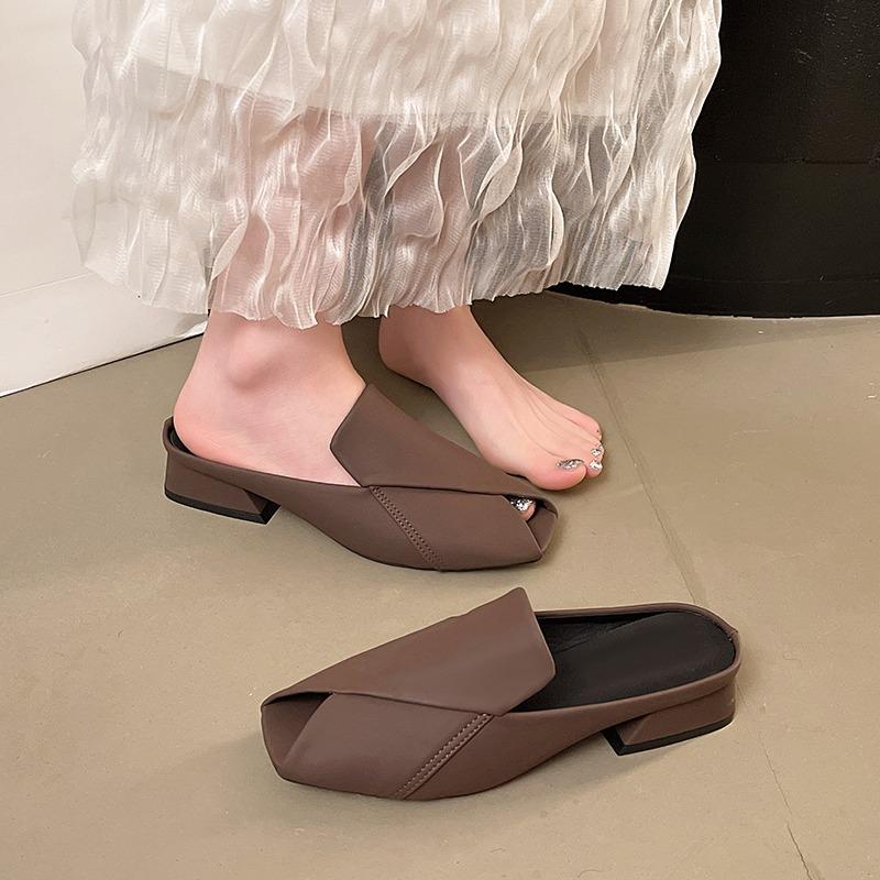 Baotou Spring and Autumn Slippers Women's Medium Heel Casual Fashion Slippers