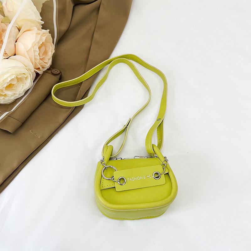 

Маленька свіжа та модна зарубіжна сумка через плече проста та модна сумка-мессенджер 2024 весна нова проста повсякденна сумка на сідло