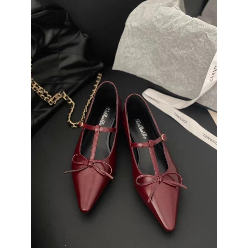 Fashion French Pointed Bow Mary Jane Women's Shoes 2025 Early Spring New Shallow Mouth Flat T Buckle with Temperament Single Shoes