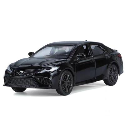 1/36 TOYOTA Camry XSE Legierungsauto Modell Diecasts Metallfahrzeuge Automodell Hohe Simulation Miniaturmaßstab Sammlung Kinderspielzeug Geschenk