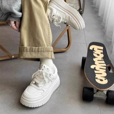 Lederplateau weiße Schuhe Damen Herbst und Winter neu Student Retro vielseitige Board-Schuhe leichte Sport- und Freizeitschuhe