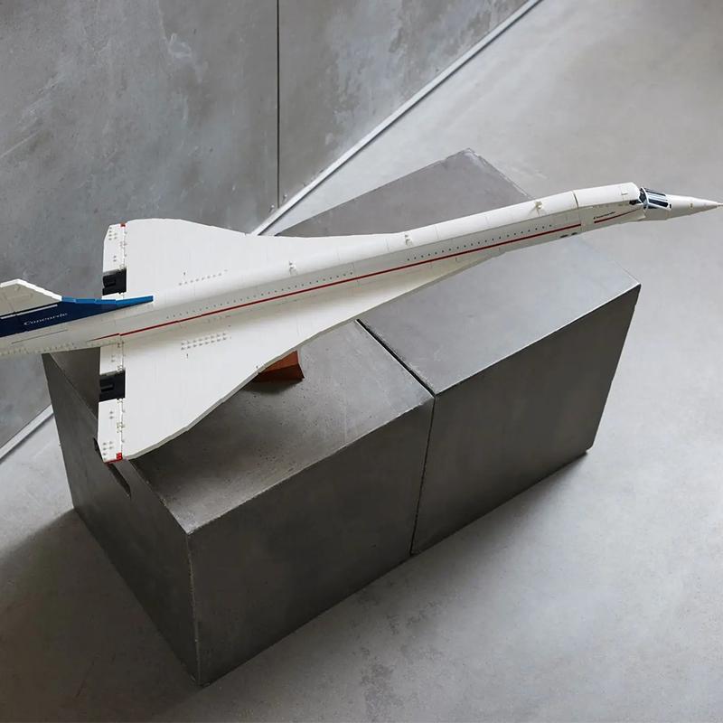 2083Pcs 1:60 Concorde Supersonic Airliner Moc Building Blocks Creative Bricks Toy Birthday Gift For Kids Adults