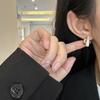 New Temperament Retro Enamel Drop Glaze Stud Earrings for Men Women Gold Tone Fashion Simple Daily Wear Jewelry Accessories Gift
