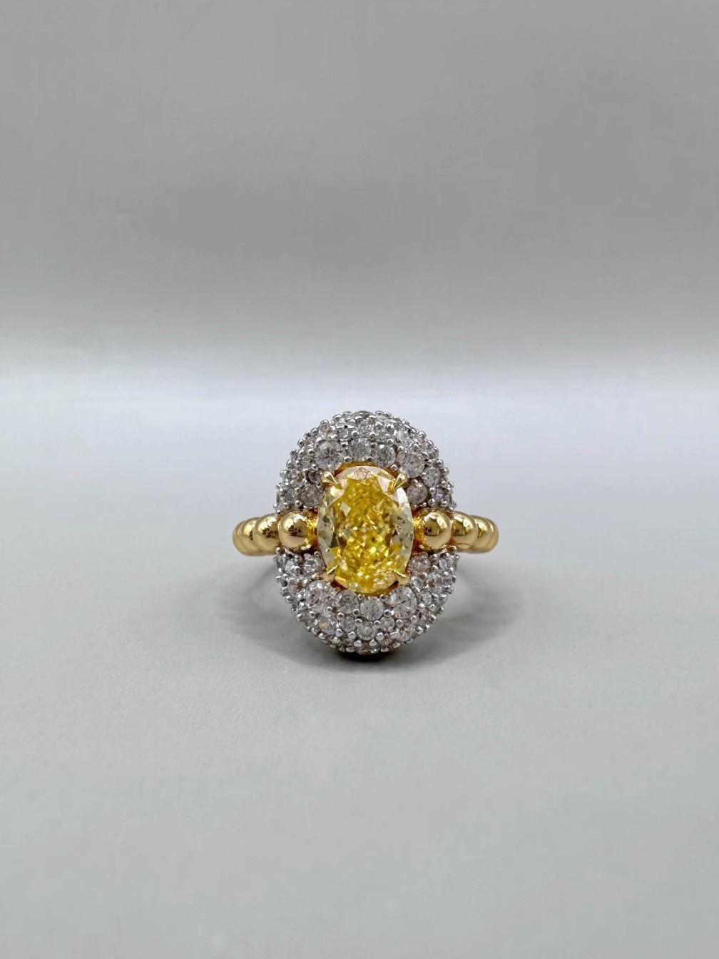 

2024 Minimalist Premium Geometric Ring For Women Featuring Dazzling Yellow Beads Diamond
