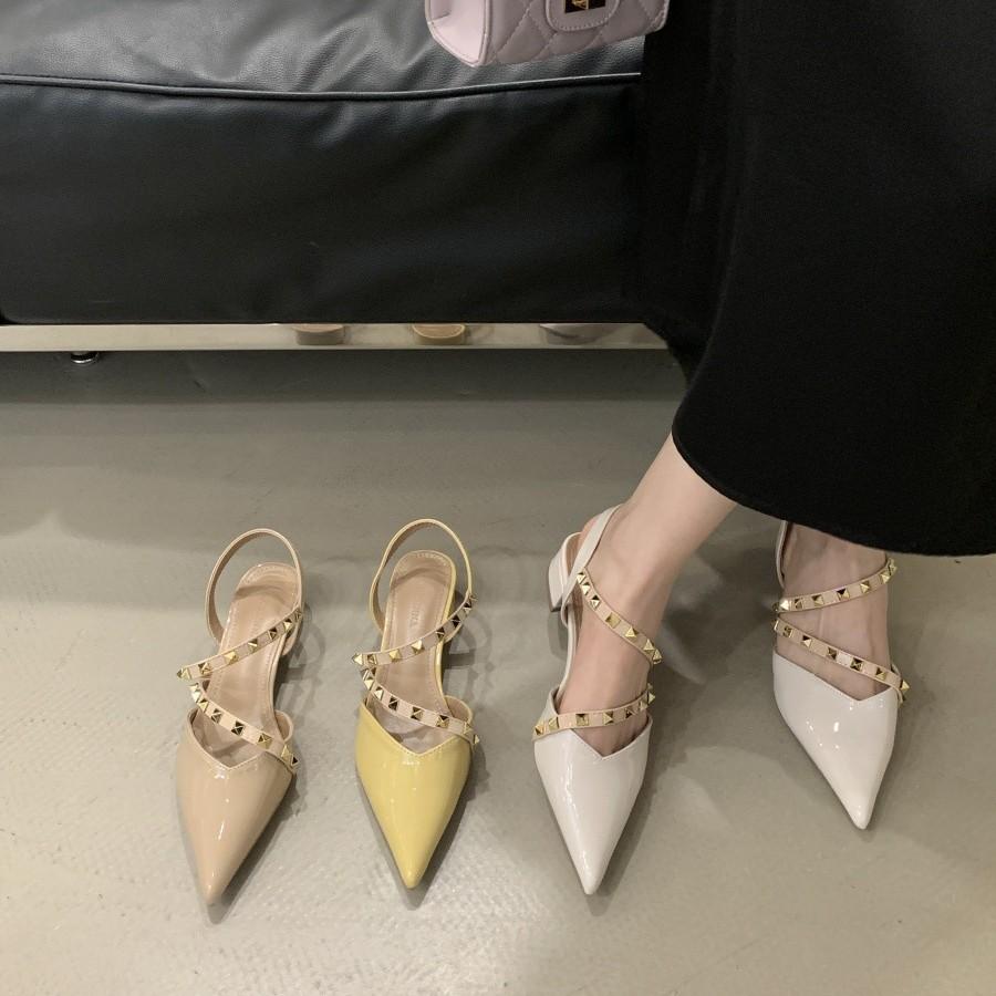 Rivet bag head sandals women's thick heel 2025 spring and summer new willow nails Roman fashion patent leather pointed flat shoes