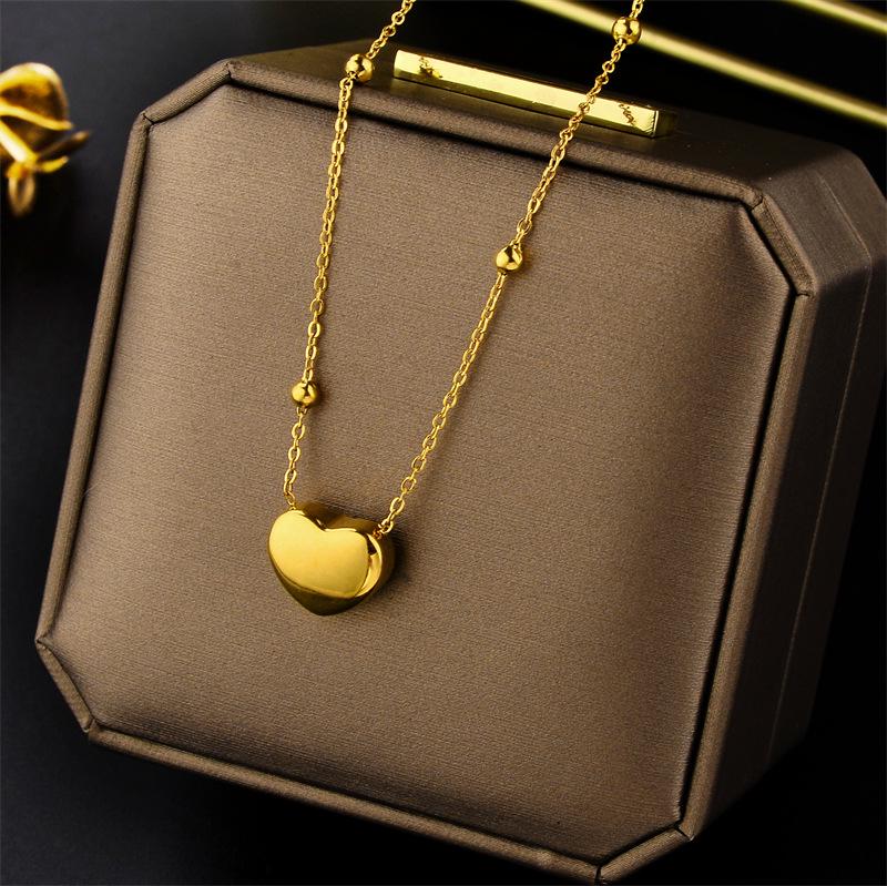 Elegant Colorfast 18K Rose Gold Necklace with Swan & Four-Leaf Clover Charm