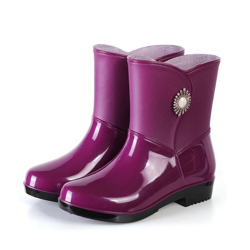Fashion Rain Boots Women's Outdoor Waterproof Non Slip Kitchen Work Rubber Shoes Winter Mid Calf New Style Rain Boots