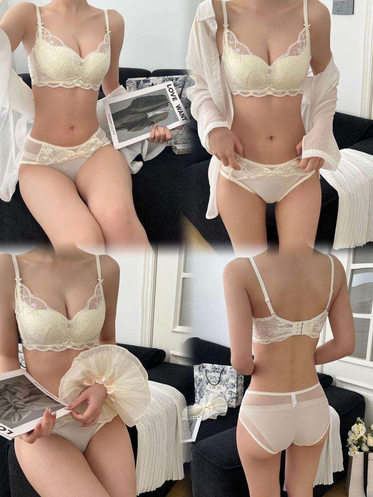 Japanese Sexy Lace Lingerie Set: Wireless Bra for Small Bust, with Beautiful Back Design and Panties.