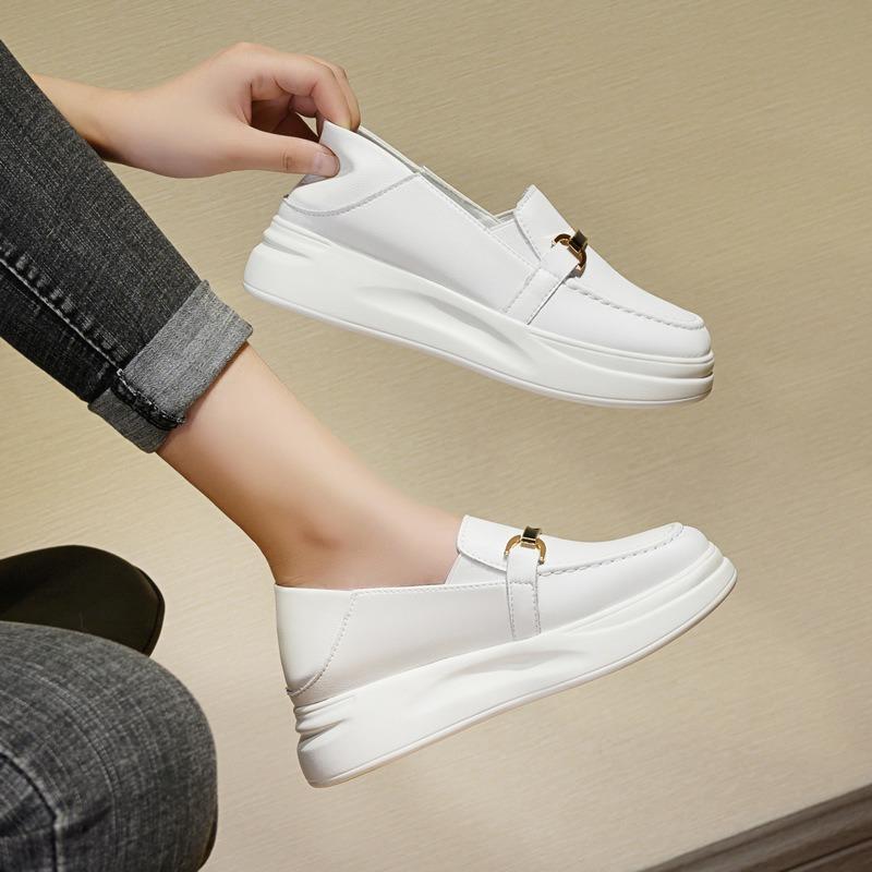 Spring and Summer Nurse Shoes Women's New Soft-soled Cowhide Breathable Anti-wear Feet Thick Soles Not Tired Feet Comfortable Little White Shoes
