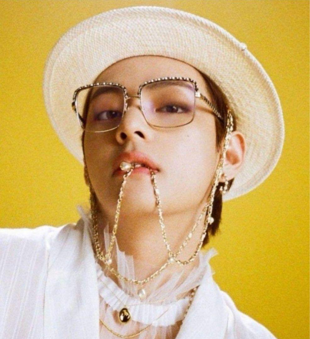 

[USED] BTS V s Volume Pendant Necklace