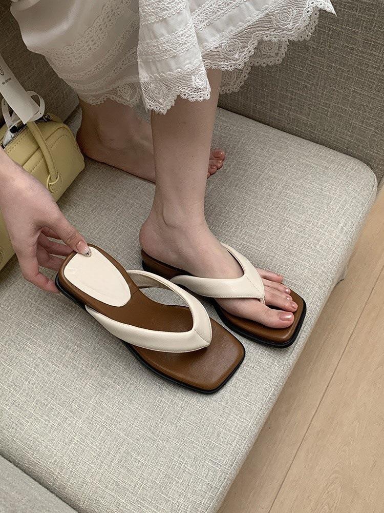 Beach flip-flops women's summer 2025 fashion casual non-slip outer wear pinch foot vacation cool slippers tide