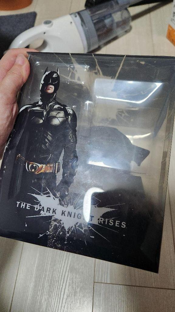 [USED] Weekend Limited Final Price Reduction: The Dark Knight Rises Batman Cowl Figure
