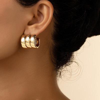 Simple C-Shape Texture Chunky Stud Earrings for Women Glossy Geometric Multilayer Wide Earrings Daily Charm Jewelry Accessories