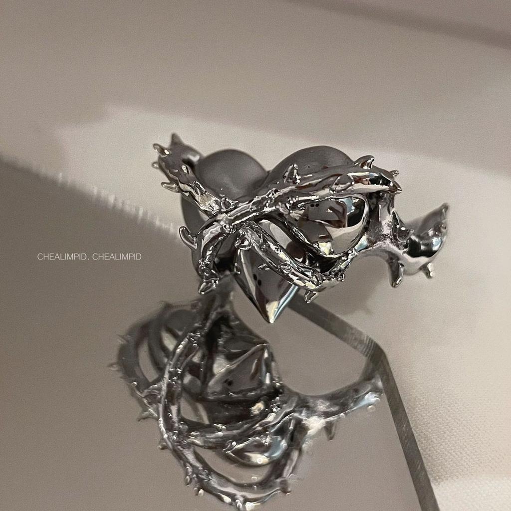 Imprisoned Heart Metal Thorns Love Ring Irregular European and American Niche Design Open Ring Couple Ring