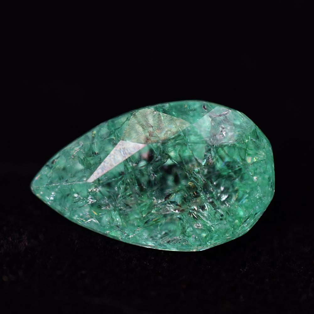 Natural Green Emerald Loose Gemstone High Grade Oval Cut 7.70 ct Colombian for Jewelry Designs