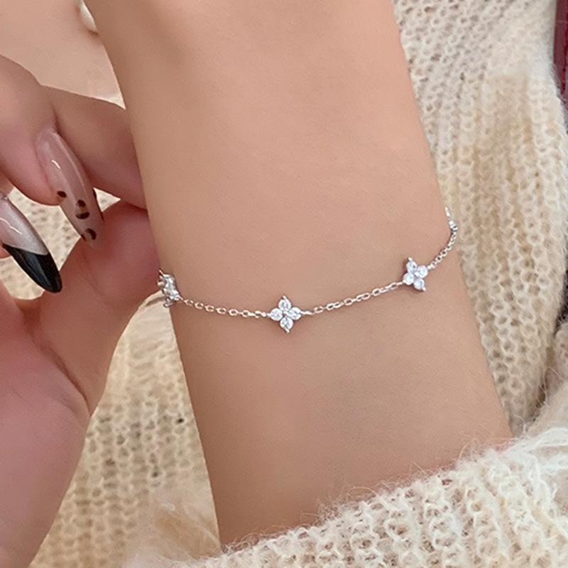 925 Silver Crystal Flower Bracelet for Women Girls New Personality Korean Chain Fashion Jewelry Accessories Party Gifts