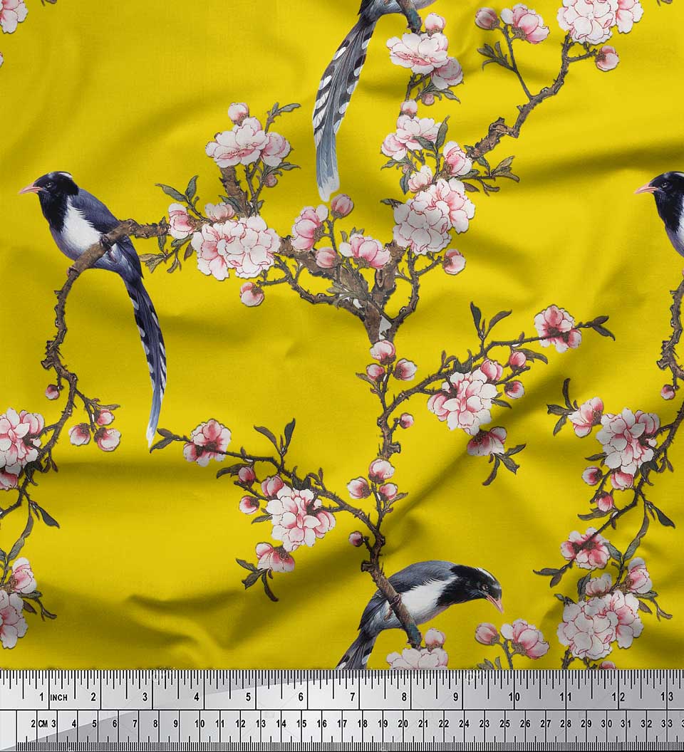 

Тканина Soimoi Beige Poly Crepe Тканина Blossom & Paradise Whydah Bird Тканини розміром 42 дюйми 42 Inch Wide - Poly Crepe жовтий