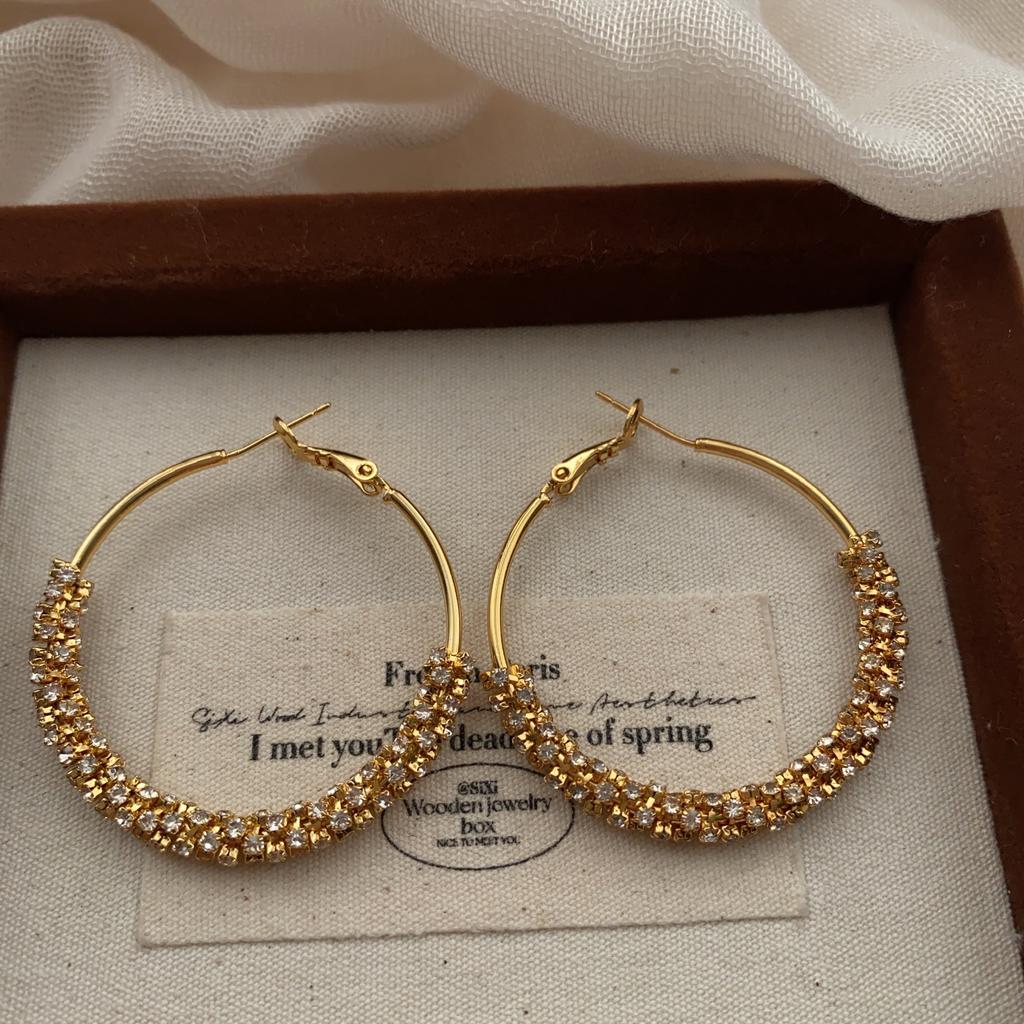 Metal Ring Earrings, Ear Buckles Inlaid With Imitation Diamonds, Light Luxury, Shining Personality Trend, Advanced Temperament
