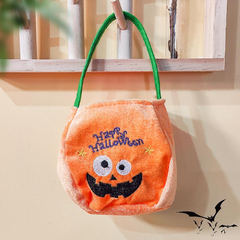 Qiaoding's New Halloween Decorations, Hooded Round Tote Bag, Ghost Festival Children's Candy Gift Bag, Pumpkin Bag
