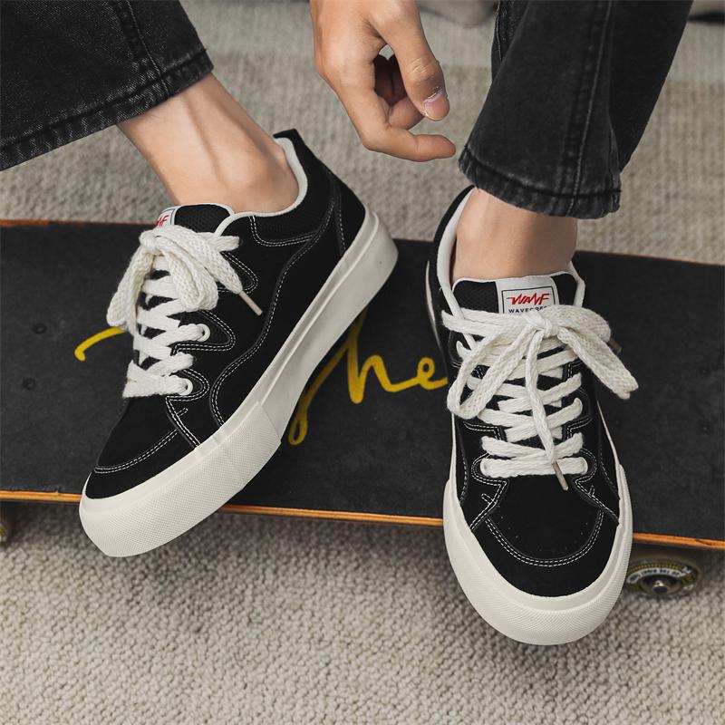 

2024 осень новые модные универсальные супер горячие ретро нишевые повседневные кроссовки интернет красные модные мужские туфли 39 чёрный