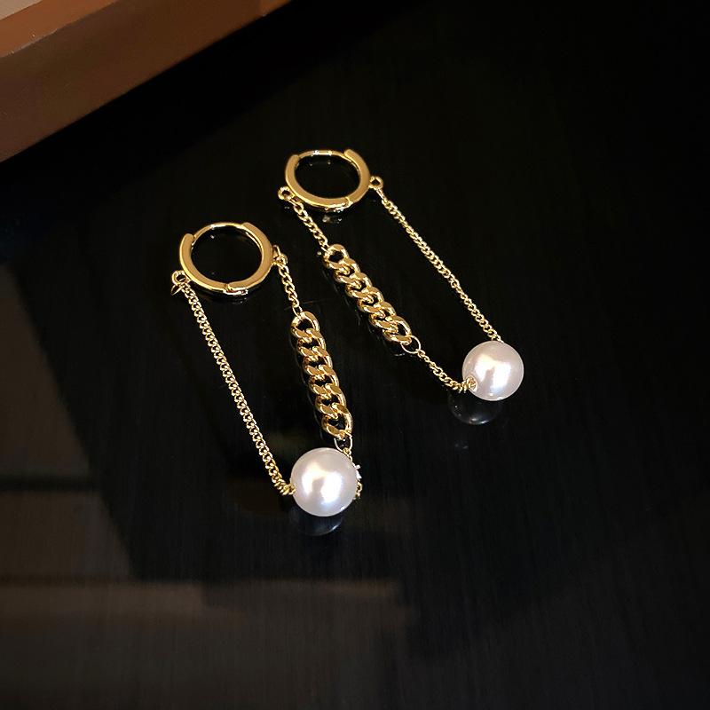 2024 New Elegant White Flower Cluster Pearl Ball Pendant Hoop Earrings Women's Fashion Zircon Party Luxury Accessories Girls
