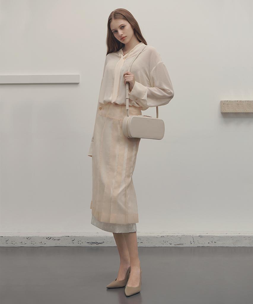 Clave Kelly Cream White Shoulder Bag