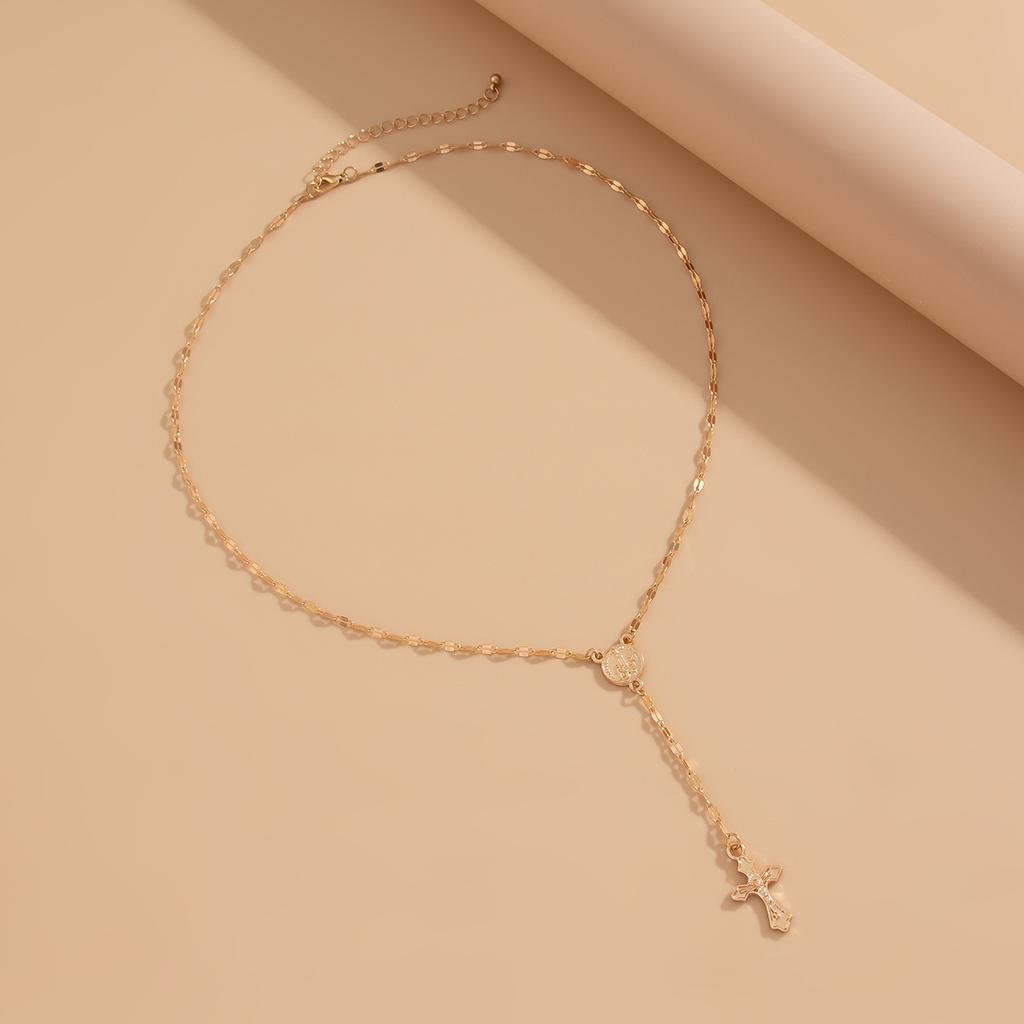 Fashion Sense Cross Alloy Pendant Necklace Gemstone Beaded Collar Chain