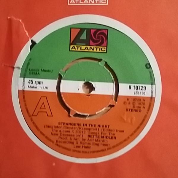 

7inch Record BETTE MIDLER Strangers In The Night K10729 Atlantic 1976 UK Pop Used