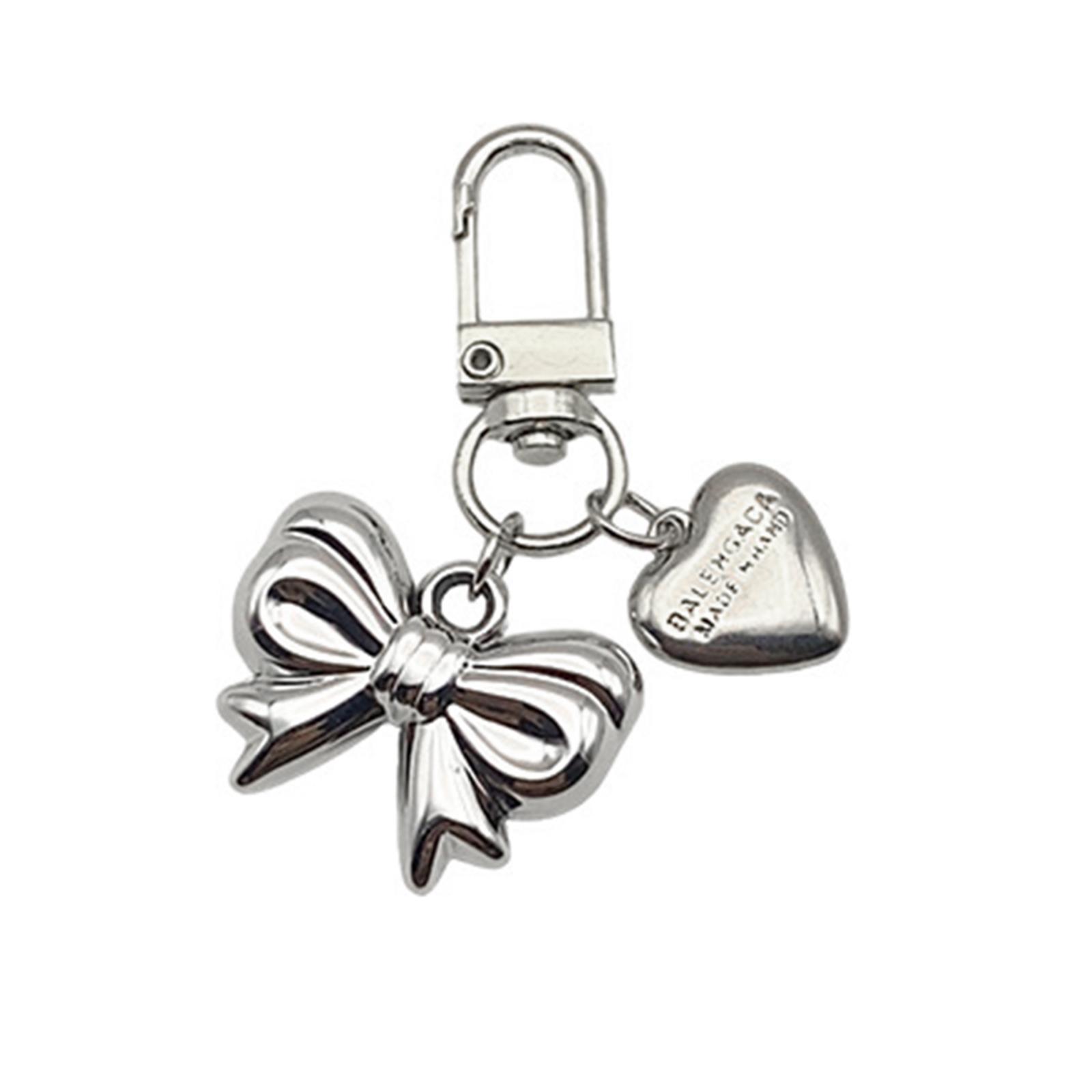 

Elegant Large Love Heart Pendant Keychain Sturdy Alloy Charm Fashion Accessory for Men and Women Stylish Outfits 3