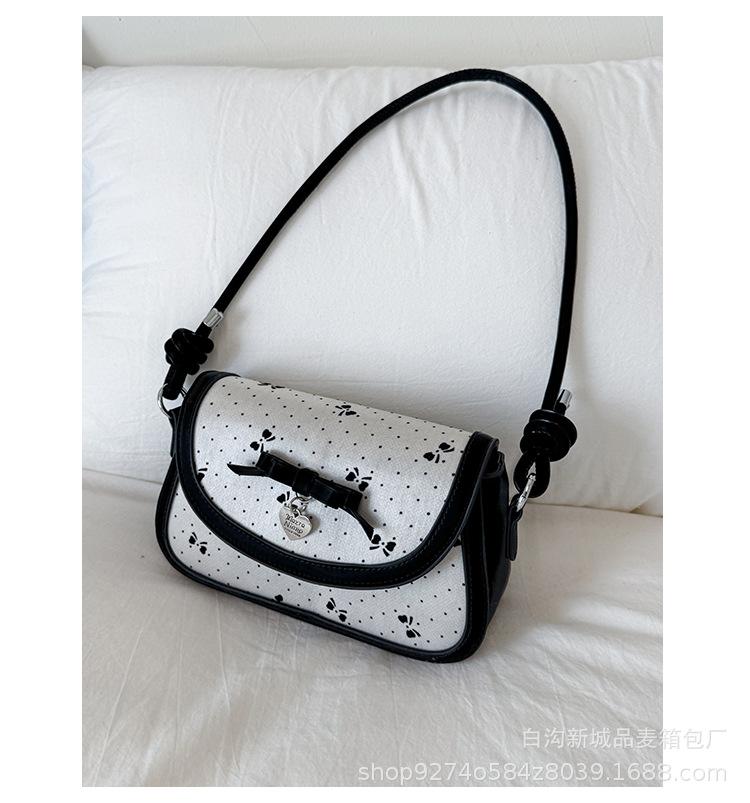 

Foreign style bow bag 2025 summer new niche high-end design underarm shoulder messenger bag women