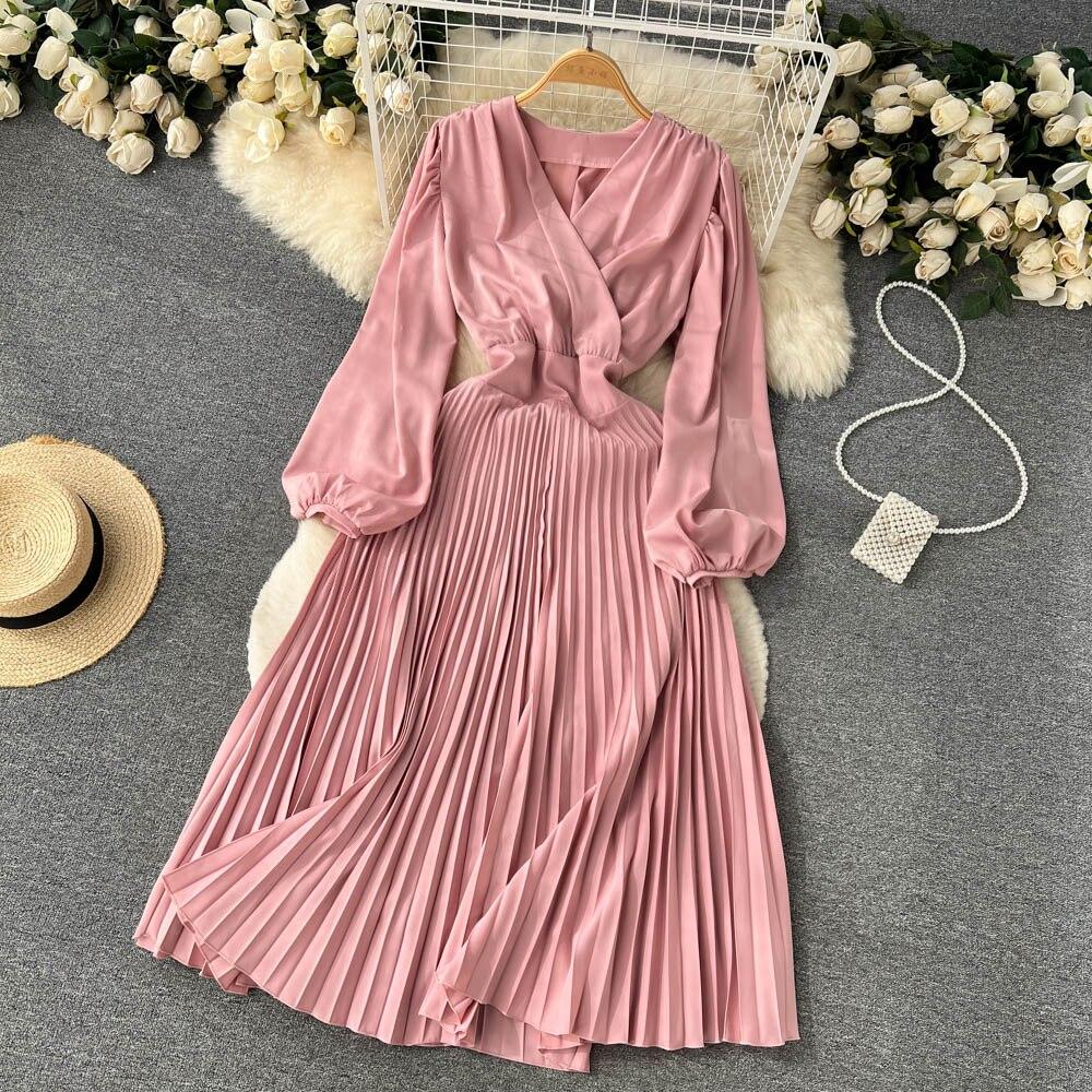 Chiffon Sommerkleid Damen - V-Ausschnitt, Plissiert & Mit Taschen, Midilänge