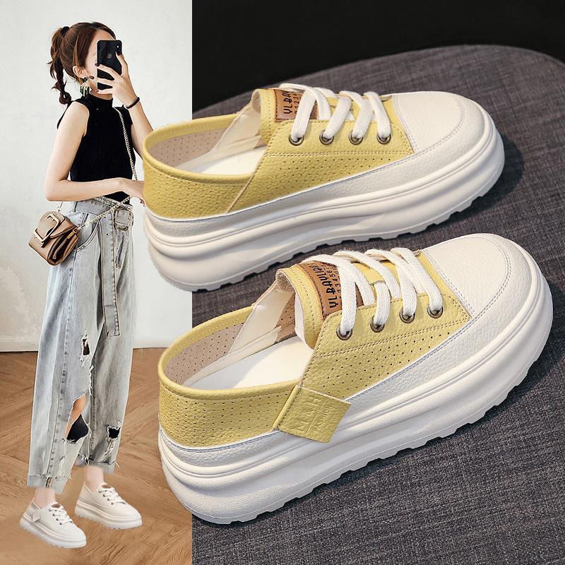 Sports and leisure new fashion retro style light and comfortable not tired feet soft sole versatile single shoes women
