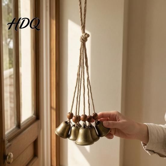 Campanelle dal Suono Chiaro Pendente Campanella Metallica Bohemien con Perline di Legno e Corda di Juta Decorazione da Appendere Retrò Ispirata alla Natura Campanellino per Finestra di Casa
