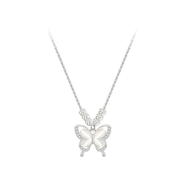 Elegant Cat's Eye Butterfly Necklace - Summer Design, Versatile and Exquisite Clavicle Chain for Women, Ideal as a Best Friend Accessory.