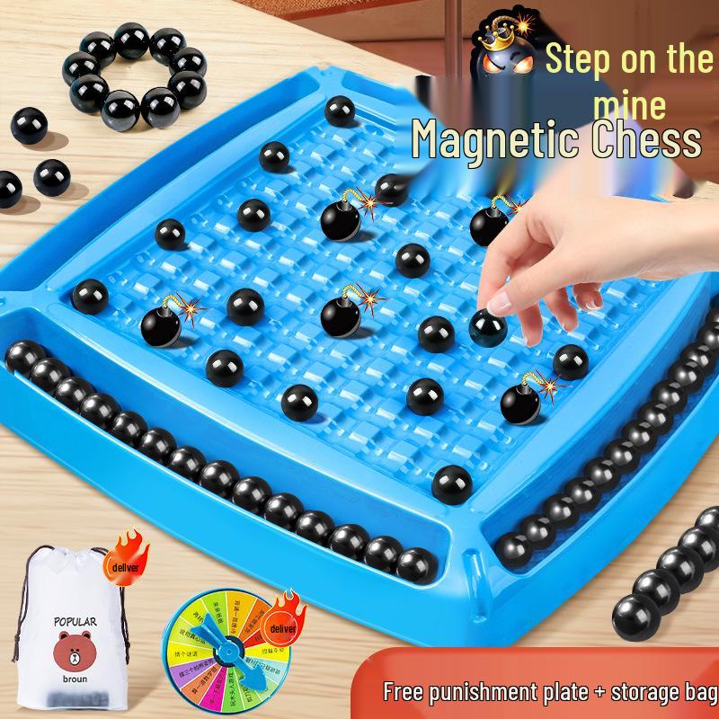 Magnetic Battle Chess: Parent-Child Interactive Toy for Children's Concentration Training