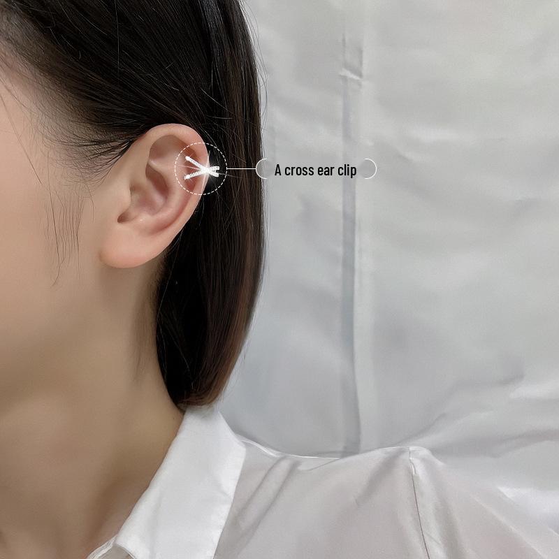 Clipsuri de urechi elegante cu zirconiu în formă de val: Stil european și american, nu este nevoie de piercing