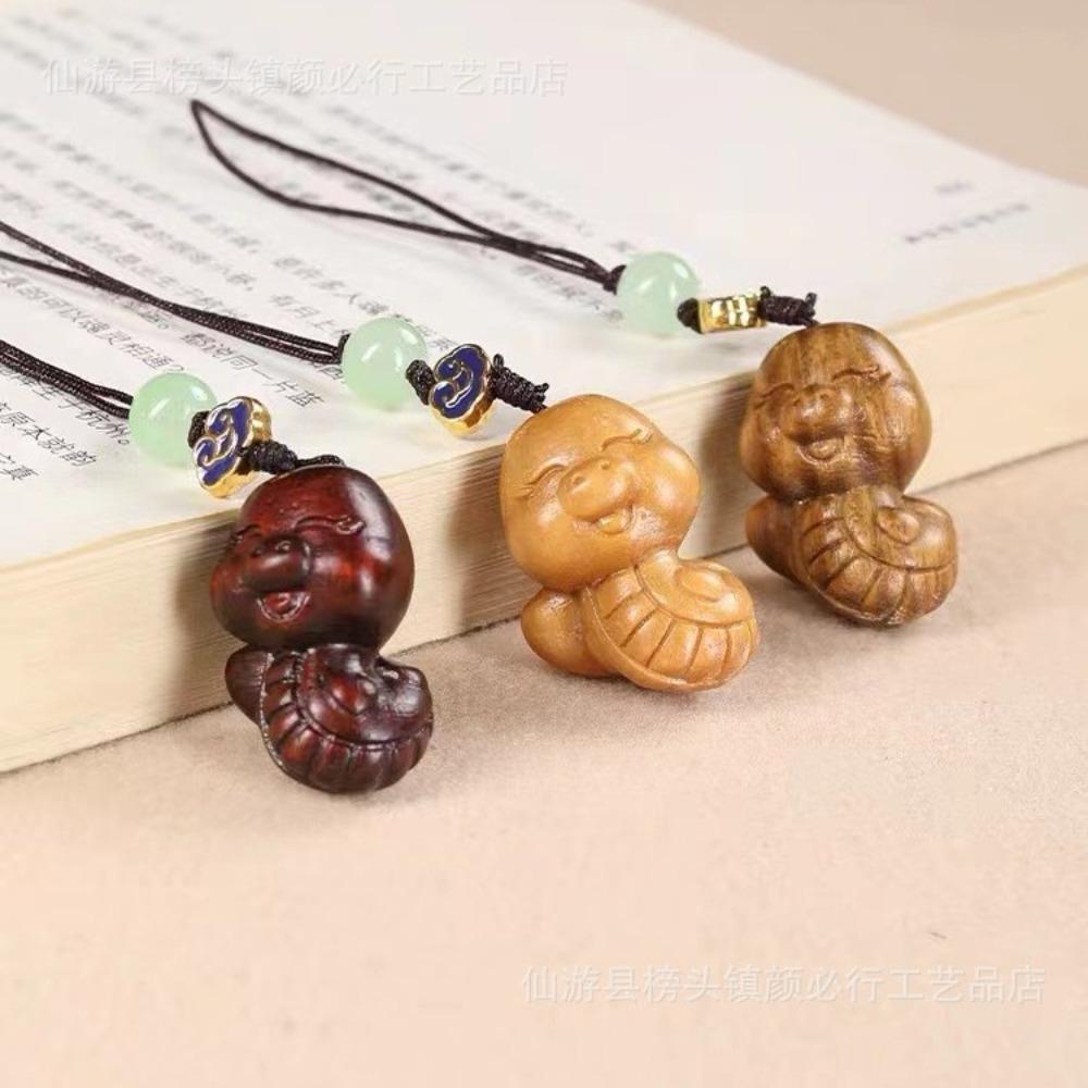 

Мини зодиакальная змея телефонная цепочка милый зеленый сандаловый орнамент новогодний резной кулон сумка шарм Style 2