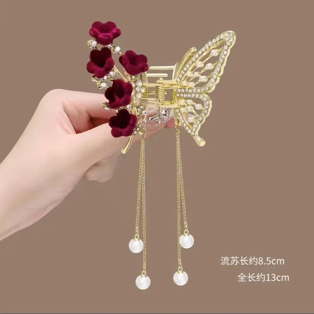 Fashion Metal openwork Hair Claw Butterfly Hair Clips for Women Girl Elegant Ponytail Claw Clip Vintage Hairpin Hair Accessories