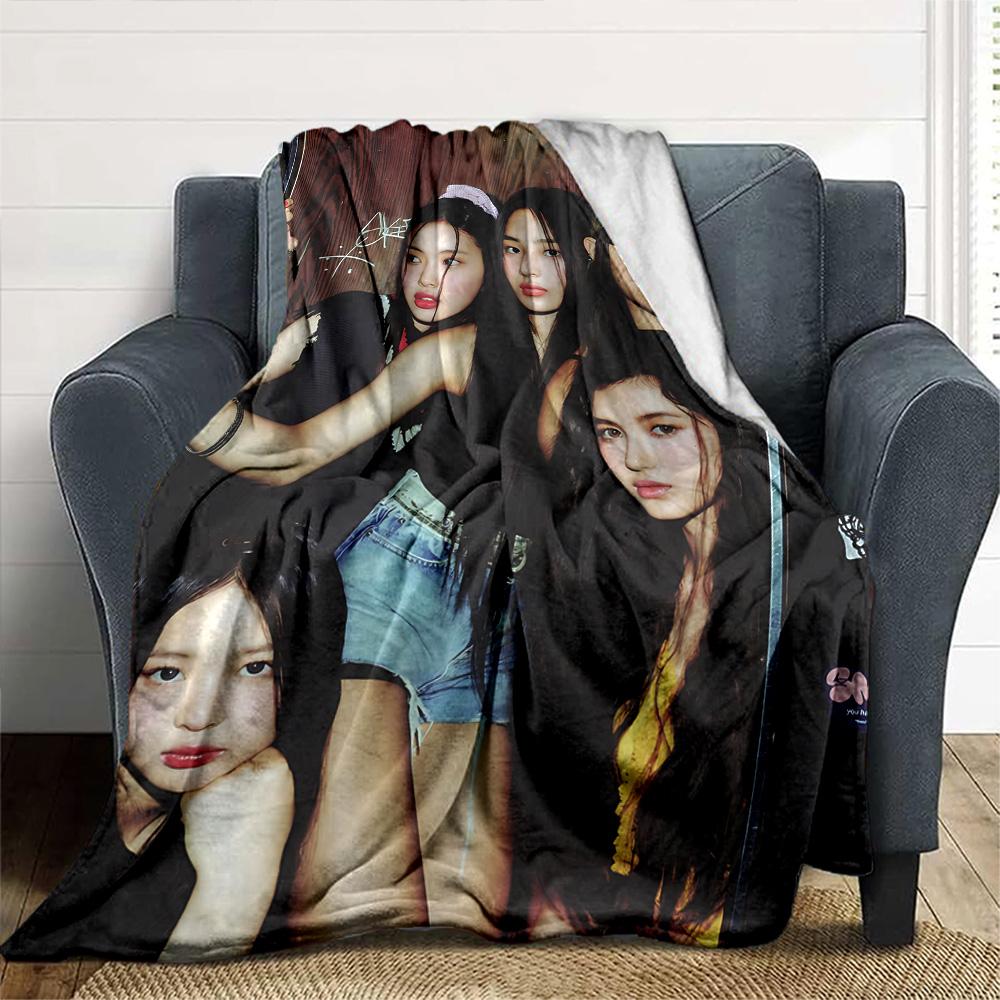 Y2K Aesthetic Newjeans Flannel Blanket Super Soft Warm Cozy Blanket for Sofa Bed Office Travel All‑Season Home Decor Gift